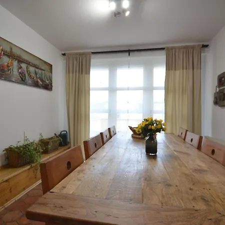 Dachgeschosswohnung Josefov Fuer 8 Personen In Διαμέρισμα Πράγα